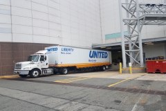 Moving-United-Truck